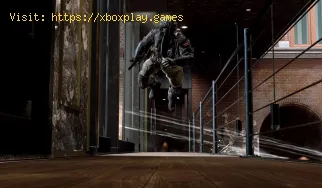 How to dive and slide in Call of Duty Modern Warfare 2