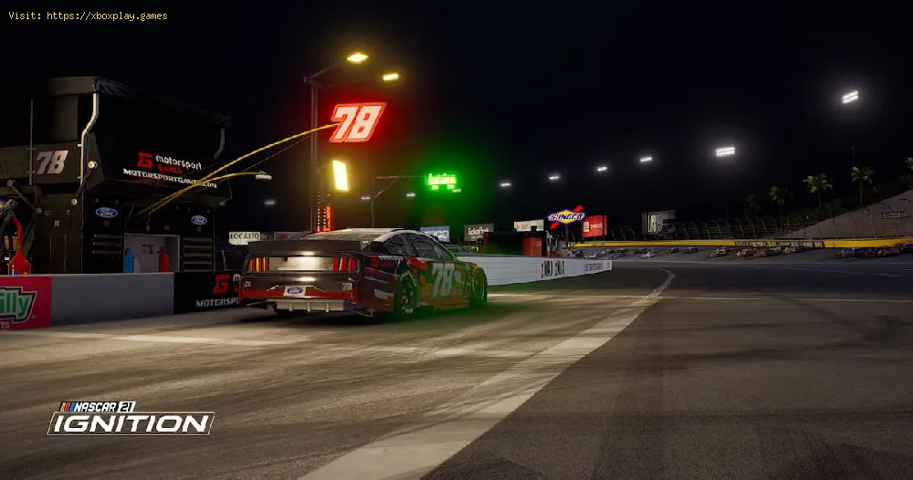 NASCAR 21 Ignition: How to change gears