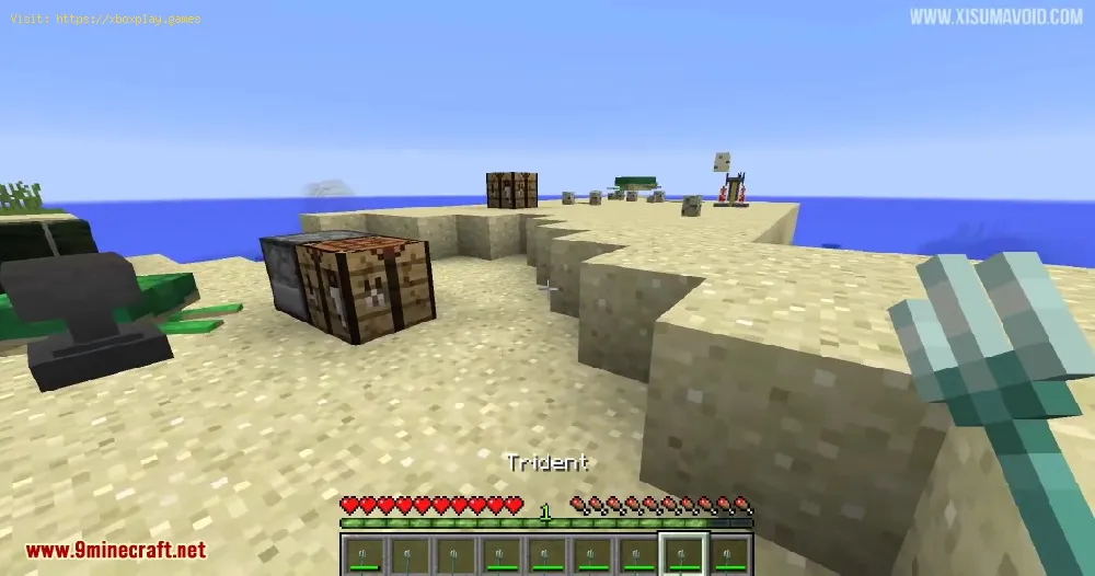 Minecraft: How to enchant a Trident with Loyalty