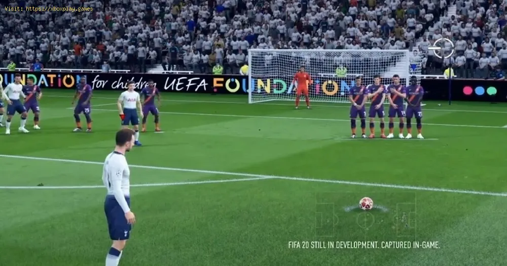 FIFA 20 How to Free Kick with effects