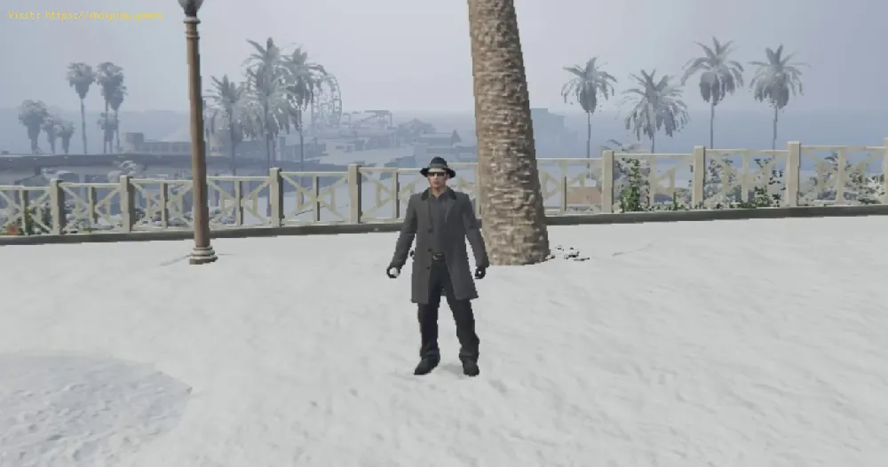 How to pick up snowballs in GTA Online