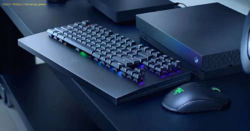 Wireless Xbox One Mouse and Keyboard by Razer Turret